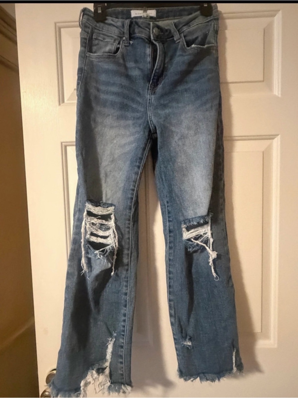 Light Blue Distressed risen Women's Jeans